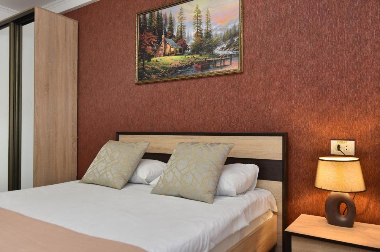 Venus Hotel Odessa Extérieur photo