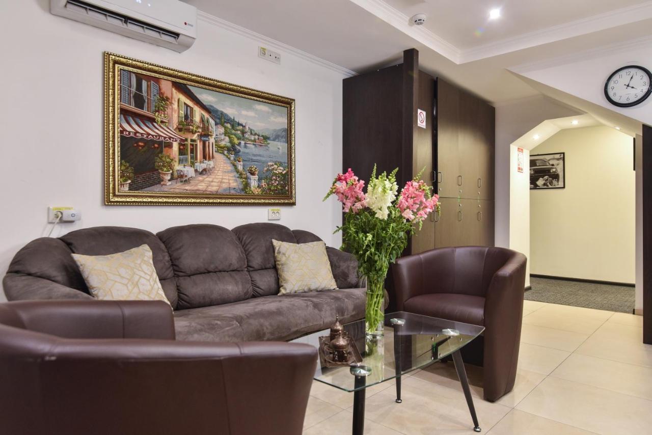 Venus Hotel Odessa Extérieur photo