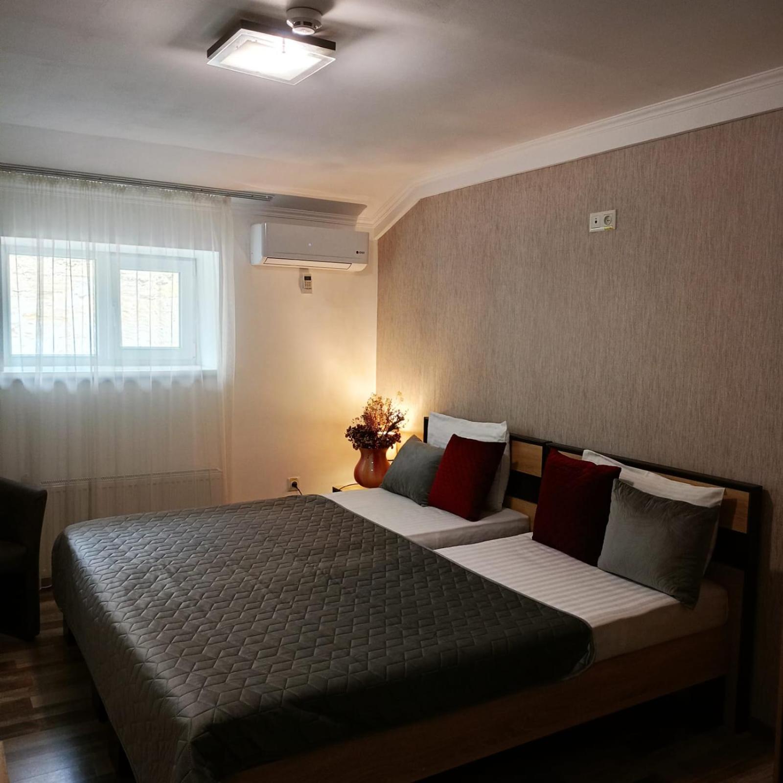 Venus Hotel Odessa Extérieur photo
